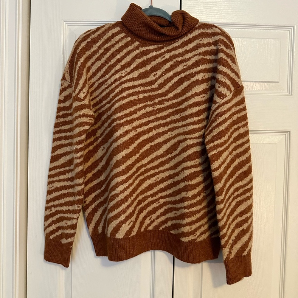 VICI soft zebra sweater
